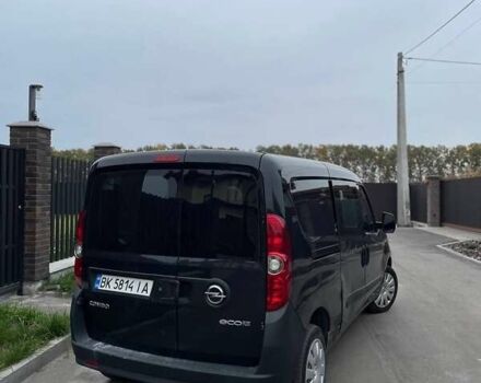Черный Опель Комбо груз.-пасс., объемом двигателя 1.6 л и пробегом 303 тыс. км за 6800 $, фото 2 на Automoto.ua