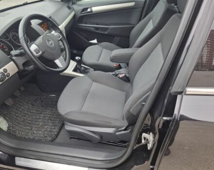 Чорний Опель Комбо вант.-пас., об'ємом двигуна 1 л та пробігом 270 тис. км за 5620 $, фото 4 на Automoto.ua