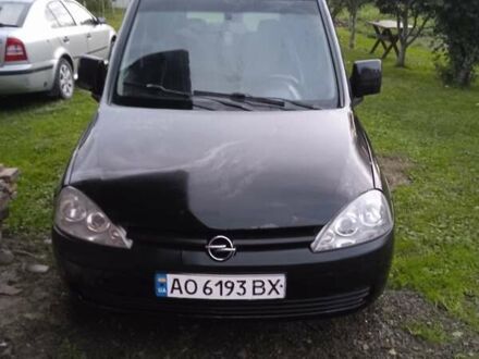 Опель Комбо груз.-пасс. 2006 в Ужгороде на Automoto.ua Черный Опель Комбо груз.-пасс., объемом двигателя 1.6 л и пробегом 355 тыс. км за 3500 $, фото 1 на Automoto.ua