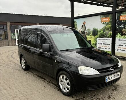 Чорний Опель Комбо вант.-пас., об'ємом двигуна 1.2 л та пробігом 388 тис. км за 3800 $, фото 1 на Automoto.ua