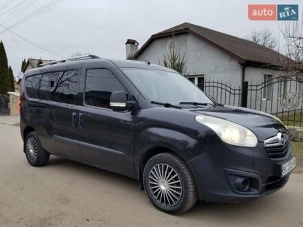 Черный Опель Комбо груз.-пасс., объемом двигателя 1.6 л и пробегом 225 тыс. км за 5100 $, фото 1 на Automoto.ua