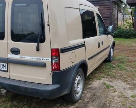 Коричневий Опель Комбо вант.-пас., об'ємом двигуна 1.69 л та пробігом 345 тис. км за 3250 $, фото 1 на Automoto.ua