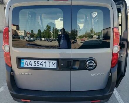 Коричневий Опель Комбо вант.-пас., об'ємом двигуна 1.2 л та пробігом 238 тис. км за 8600 $, фото 4 на Automoto.ua