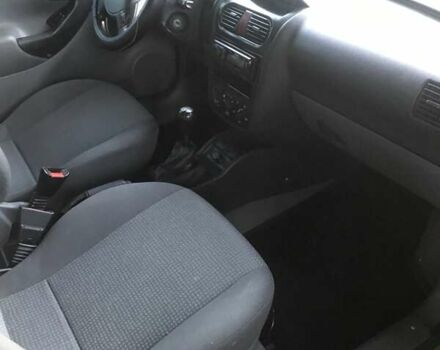 Красный Опель Комбо груз.-пасс., объемом двигателя 1.7 л и пробегом 280 тыс. км за 3000 $, фото 19 на Automoto.ua