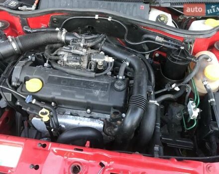 Красный Опель Комбо груз.-пасс., объемом двигателя 1.7 л и пробегом 280 тыс. км за 3000 $, фото 16 на Automoto.ua