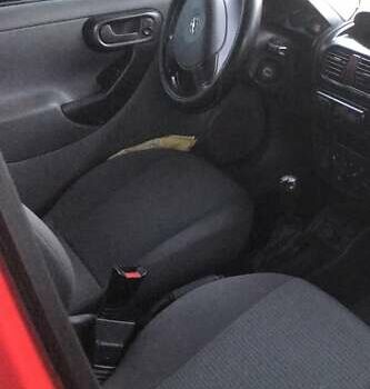 Красный Опель Комбо груз.-пасс., объемом двигателя 1.7 л и пробегом 280 тыс. км за 3000 $, фото 20 на Automoto.ua