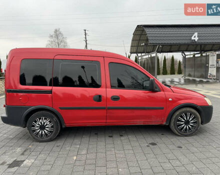 Червоний Опель Комбо вант.-пас., об'ємом двигуна 1.7 л та пробігом 280 тис. км за 4500 $, фото 8 на Automoto.ua