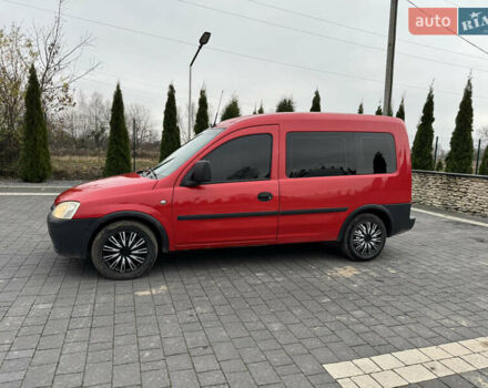 Червоний Опель Комбо вант.-пас., об'ємом двигуна 1.7 л та пробігом 280 тис. км за 4500 $, фото 3 на Automoto.ua
