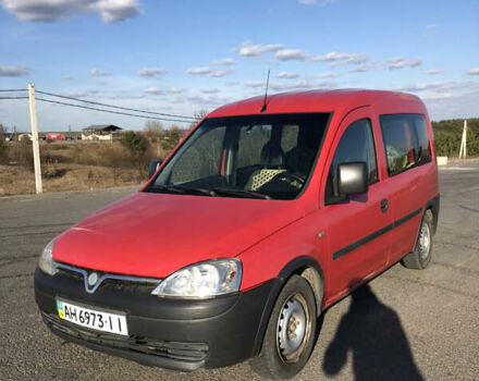 Красный Опель Комбо груз.-пасс., объемом двигателя 1.25 л и пробегом 200 тыс. км за 2650 $, фото 1 на Automoto.ua