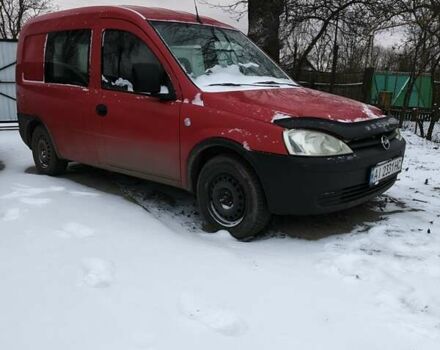 Красный Опель Комбо груз.-пасс., объемом двигателя 1.3 л и пробегом 322 тыс. км за 2600 $, фото 5 на Automoto.ua