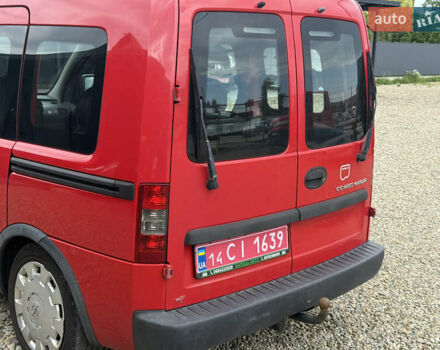 Червоний Опель Комбо вант.-пас., об'ємом двигуна 1.6 л та пробігом 170 тис. км за 4750 $, фото 6 на Automoto.ua