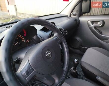 Червоний Опель Комбо вант.-пас., об'ємом двигуна 1.3 л та пробігом 311 тис. км за 4550 $, фото 2 на Automoto.ua