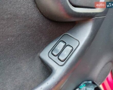 Червоний Опель Комбо вант.-пас., об'ємом двигуна 1.3 л та пробігом 311 тис. км за 4550 $, фото 4 на Automoto.ua