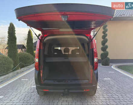 Красный Опель Комбо груз.-пасс., объемом двигателя 1.6 л и пробегом 193 тыс. км за 8750 $, фото 22 на Automoto.ua