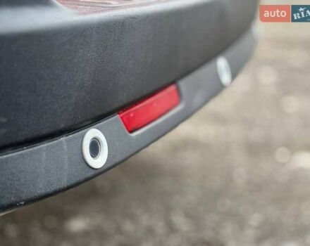 Красный Опель Комбо груз.-пасс., объемом двигателя 1.6 л и пробегом 215 тыс. км за 12890 $, фото 20 на Automoto.ua