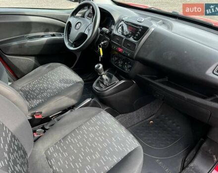 Красный Опель Комбо груз.-пасс., объемом двигателя 1.6 л и пробегом 215 тыс. км за 12890 $, фото 10 на Automoto.ua