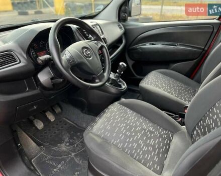 Красный Опель Комбо груз.-пасс., объемом двигателя 1.6 л и пробегом 215 тыс. км за 12890 $, фото 21 на Automoto.ua