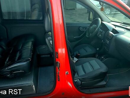 Червоний Опель Комбо вант.-пас., об'ємом двигуна 1.3 л та пробігом 440 тис. км за 3800 $, фото 1 на Automoto.ua