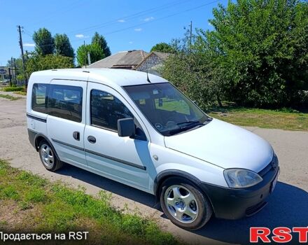 Опель Комбо вант.-пас., об'ємом двигуна 1.3 л та пробігом 288 тис. км за 2200 $, фото 2 на Automoto.ua