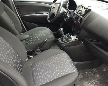 Опель Комбо вант.-пас., об'ємом двигуна 1.6 л та пробігом 109 тис. км за 9700 $, фото 7 на Automoto.ua