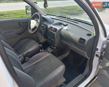 Опель Комбо груз.-пасс., объемом двигателя 1.69 л и пробегом 200 тыс. км за 3700 $, фото 4 на Automoto.ua