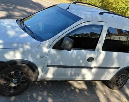 Опель Комбо груз.-пасс., объемом двигателя 1.2 л и пробегом 372 тыс. км за 3700 $, фото 1 на Automoto.ua