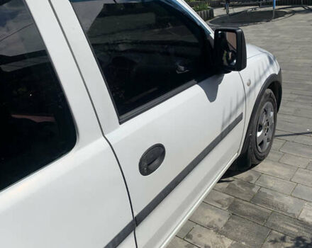 Опель Комбо вант.-пас., об'ємом двигуна 1.3 л та пробігом 400 тис. км за 4500 $, фото 7 на Automoto.ua