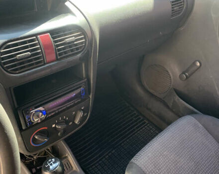 Опель Комбо вант.-пас., об'ємом двигуна 1.3 л та пробігом 400 тис. км за 4500 $, фото 5 на Automoto.ua