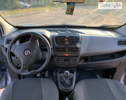 Опель Комбо вант.-пас. 2012 у Житомирі на Automoto.ua Опель Комбо вант.-пас., об'ємом двигуна 1.4 л та пробігом 180 тис. км за 6200 $, фото 3 на Automoto.ua