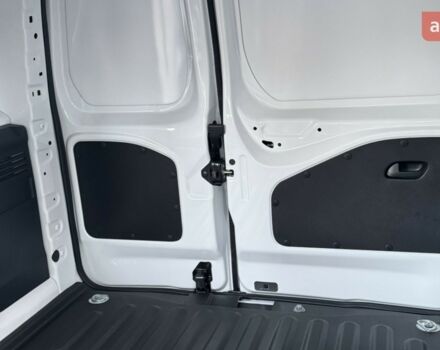 Опель Комбо груз.-пасс., объемом двигателя 1.5 л и пробегом 0 тыс. км за 25972 $, фото 4 на Automoto.ua