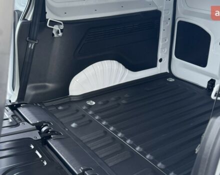 Опель Комбо груз.-пасс., объемом двигателя 1.5 л и пробегом 0 тыс. км за 25929 $, фото 7 на Automoto.ua