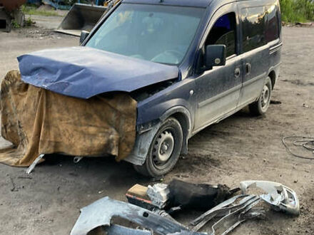 Опель Комбо груз.-пасс. 2004 в Житомире на Automoto.ua Опель Комбо груз.-пасс., объемом двигателя 1.7 л и пробегом 315 тыс. км за 1100 $, фото 1 на Automoto.ua
