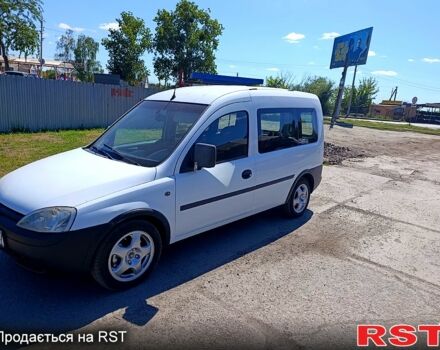 Опель Комбо вант.-пас., об'ємом двигуна 1.3 л та пробігом 288 тис. км за 2200 $, фото 1 на Automoto.ua