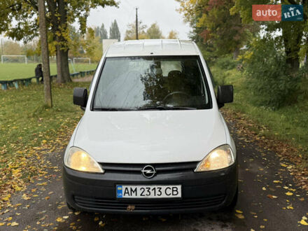 Опель Комбо вант.-пас., об'ємом двигуна 1.2 л та пробігом 220 тис. км за 2850 $, фото 1 на Automoto.ua