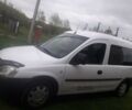 Белый Опель Комбо пасс., объемом двигателя 1.7 л и пробегом 199 тыс. км за 4599 $, фото 6 на Automoto.ua