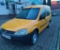Желтый Опель Комбо груз.-пасс., объемом двигателя 1.7 л и пробегом 302 тыс. км за 3300 $, фото 3 на Automoto.ua