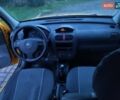 Желтый Опель Комбо груз.-пасс., объемом двигателя 1.7 л и пробегом 302 тыс. км за 3300 $, фото 16 на Automoto.ua