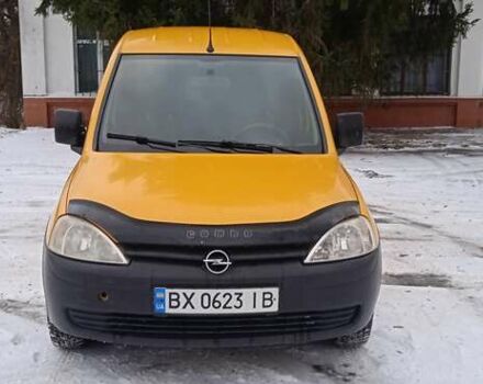 Жовтий Опель Комбо вант.-пас., об'ємом двигуна 1.7 л та пробігом 350 тис. км за 3650 $, фото 7 на Automoto.ua