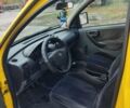 Желтый Опель Комбо груз.-пасс., объемом двигателя 1.7 л и пробегом 350 тыс. км за 3500 $, фото 9 на Automoto.ua