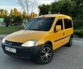 Желтый Опель Комбо груз.-пасс., объемом двигателя 1.6 л и пробегом 207 тыс. км за 2500 $, фото 1 на Automoto.ua