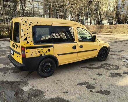 Жовтий Опель Комбо вант.-пас., об'ємом двигуна 1.7 л та пробігом 470 тис. км за 4999 $, фото 17 на Automoto.ua