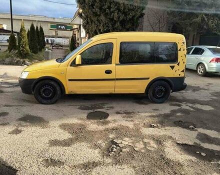 Жовтий Опель Комбо вант.-пас., об'ємом двигуна 1.7 л та пробігом 470 тис. км за 4999 $, фото 11 на Automoto.ua