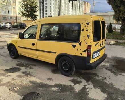 Жовтий Опель Комбо вант.-пас., об'ємом двигуна 1.7 л та пробігом 470 тис. км за 4999 $, фото 13 на Automoto.ua