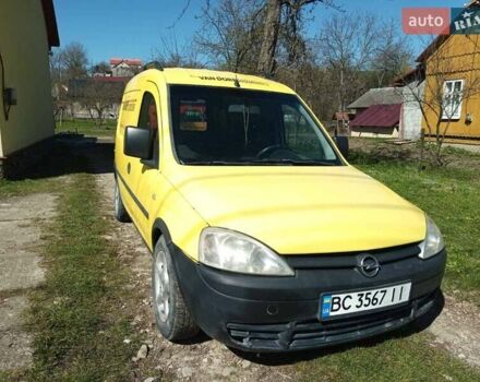 Жовтий Опель Комбо вант.-пас., об'ємом двигуна 1.7 л та пробігом 390 тис. км за 2700 $, фото 1 на Automoto.ua
