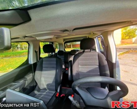 Серый Опель Комбо груз.-пасс., объемом двигателя 1.6 л и пробегом 91 тыс. км за 16200 $, фото 8 на Automoto.ua