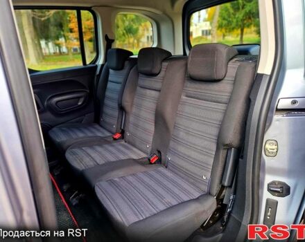 Серый Опель Комбо груз.-пасс., объемом двигателя 1.6 л и пробегом 91 тыс. км за 16200 $, фото 2 на Automoto.ua