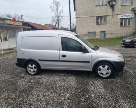 Серый Опель Комбо груз.-пасс., объемом двигателя 1.2 л и пробегом 425 тыс. км за 2900 $, фото 3 на Automoto.ua