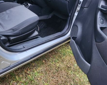 Серый Опель Комбо груз.-пасс., объемом двигателя 1.7 л и пробегом 3 тыс. км за 4900 $, фото 6 на Automoto.ua