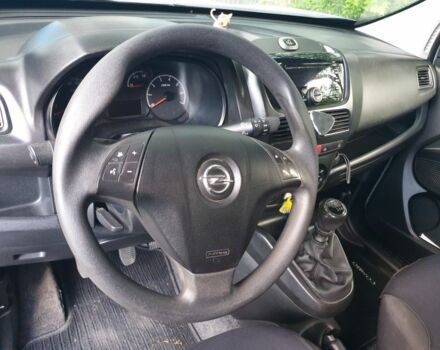 Серый Опель Комбо груз.-пасс., объемом двигателя 1.6 л и пробегом 166 тыс. км за 8600 $, фото 14 на Automoto.ua