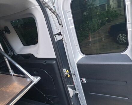 Серый Опель Комбо груз.-пасс., объемом двигателя 1.6 л и пробегом 166 тыс. км за 8600 $, фото 13 на Automoto.ua